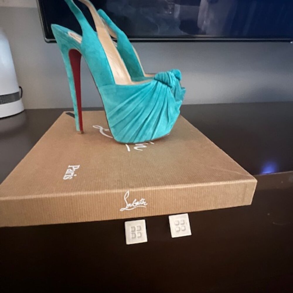 Christian Louboutin Aqua blue heels - Picture 2 of 2